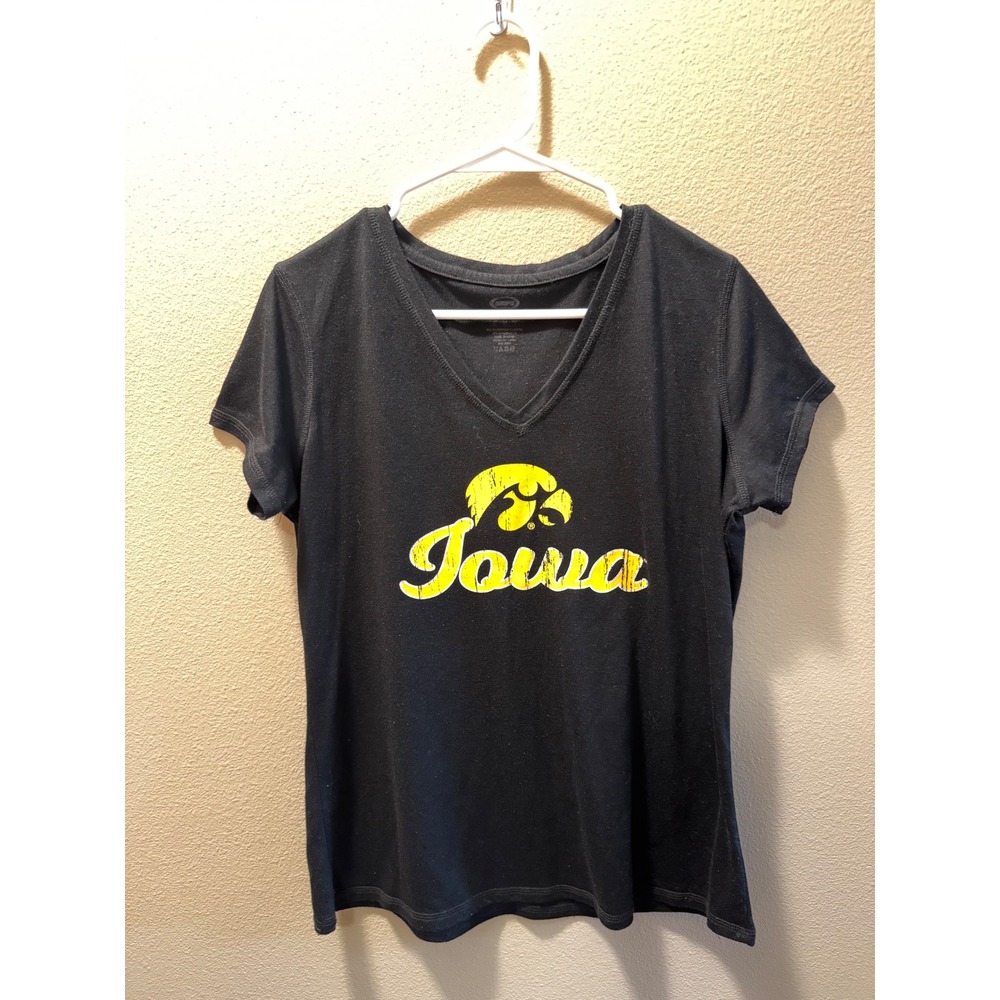 Iowa Hawkeyes Womens V-Neck T-Shirt Black Yellow Distressed Logo Size XL